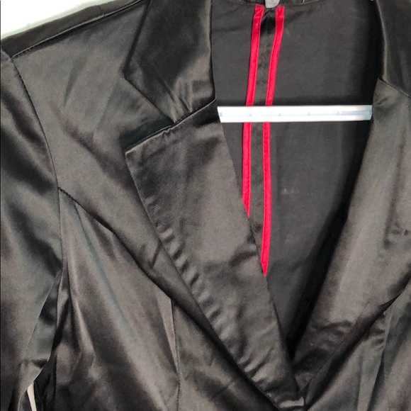 Charlottes Russe satin shiny blazer tuck on waist - Picture 2 of 8